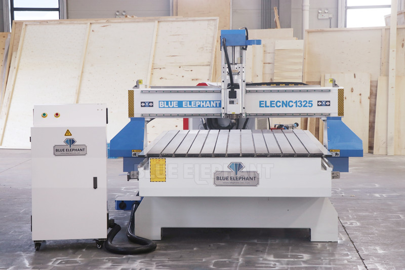 Hot Sale 1325 3 Axis Wood CNC Router for Sale will be Sent to Mauritius