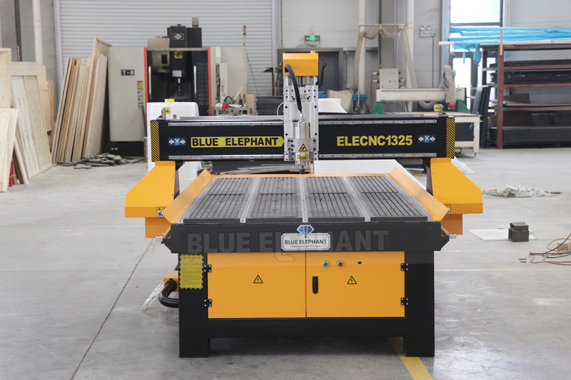 Cheap 1325 CNC Woodworking Engraving Machine will be Sent to Guatemala