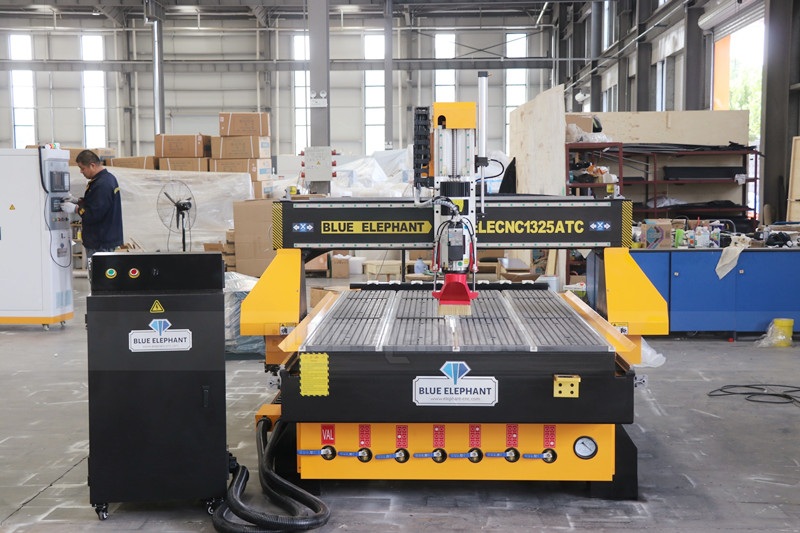 Hot Sale 1325 Linear ATC Wood CNC Router will be Sent to Spain