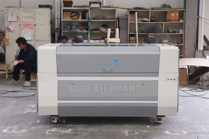 Best Cheap 1390 CO2 Acrylic Laser Cutter will be Sent to Moscow, Russia