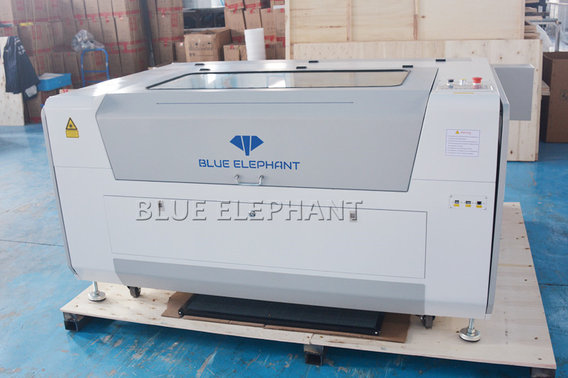 Economical 1390 CO2 Laser Machine will be Sent to the Rotterdam port, Netherlands