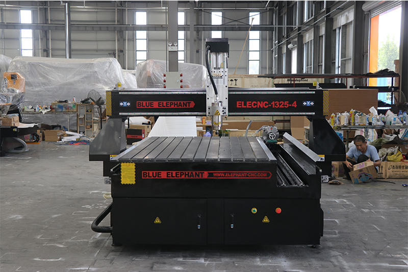 Cote d'Ivoire Customer will Receive ELE1325 Rotary Axis Wood Router