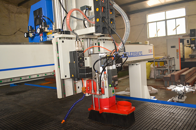 Large Commercial Digital Die Cutting Machine for CNC Knife Cutting Paper, Fabric, Craft