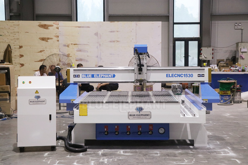 Affordable 1530 Rotary Axis CNC Woodworking Machine will be Sent to Montenegro