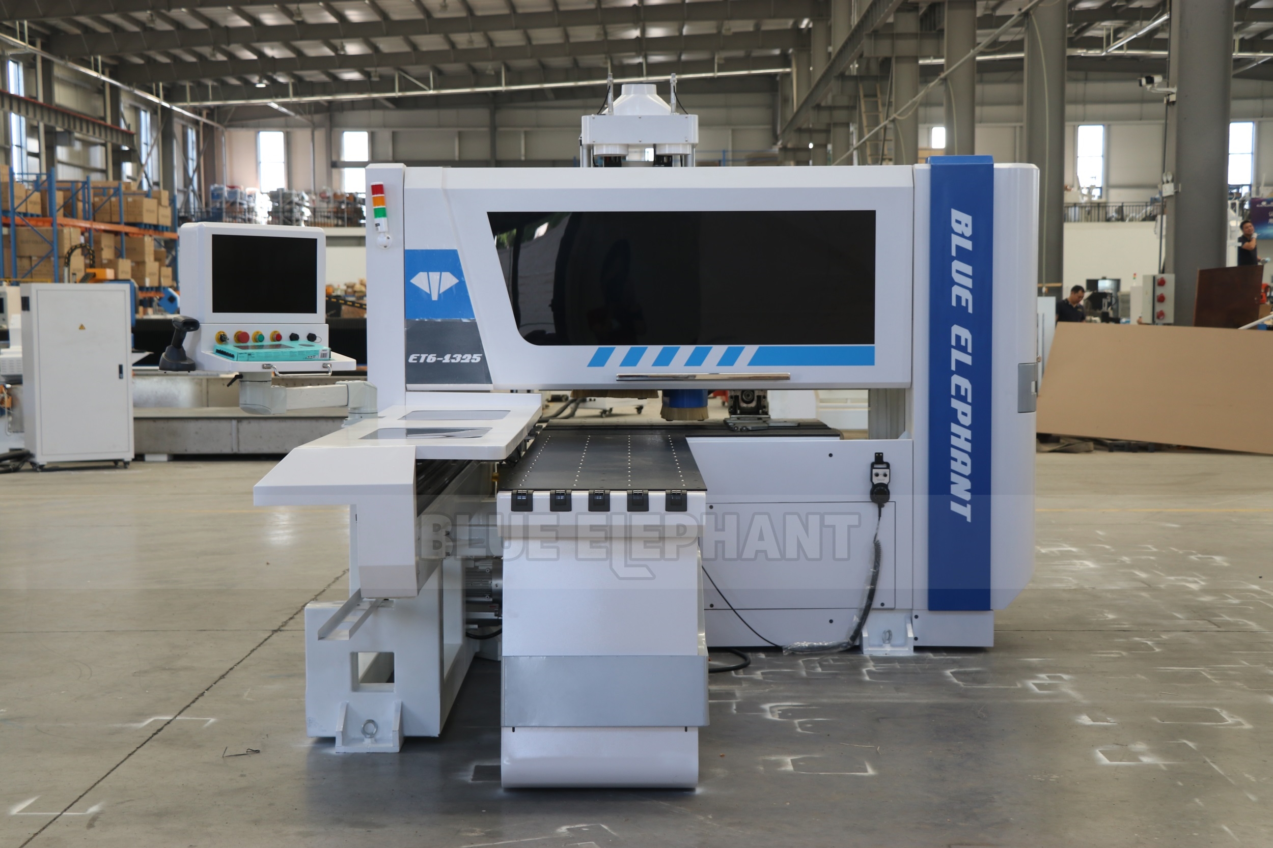 Automatic Six-sided CNC Wood Drilling Machine will be Sent to Valencia, Spain