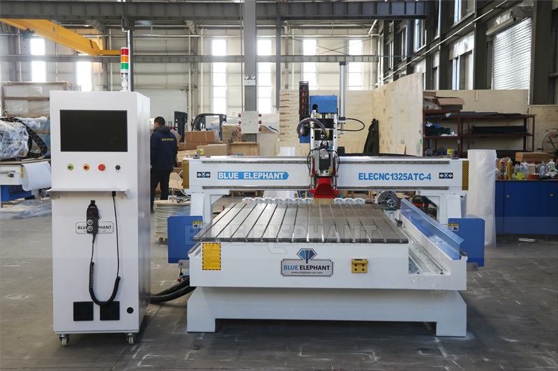 Economical 1325ATC CNC Machine with Rotary Device will be Sent to Peru