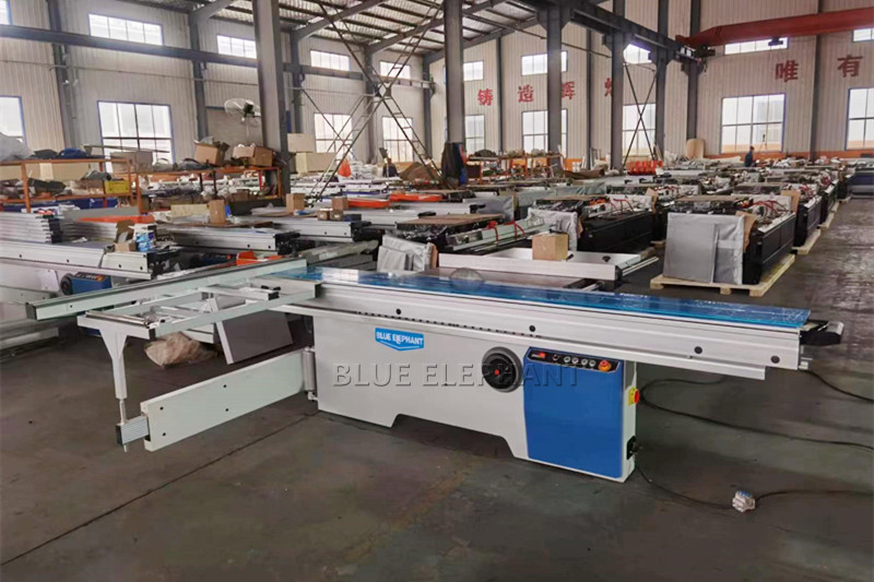 H45E CNC Panel Saw for Furniture will be Sent to Canada